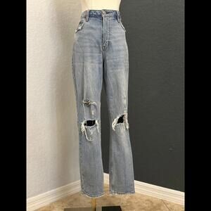 Abercrombie & Fitch Distressed High-Waisted Skinny Jeans - Light Blue Wash